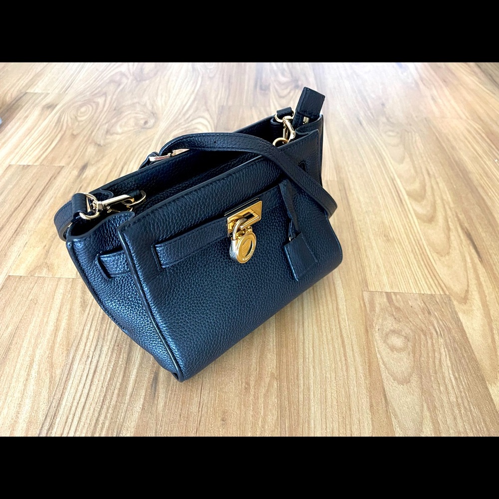 Michale Kors Black Crossbody Bag